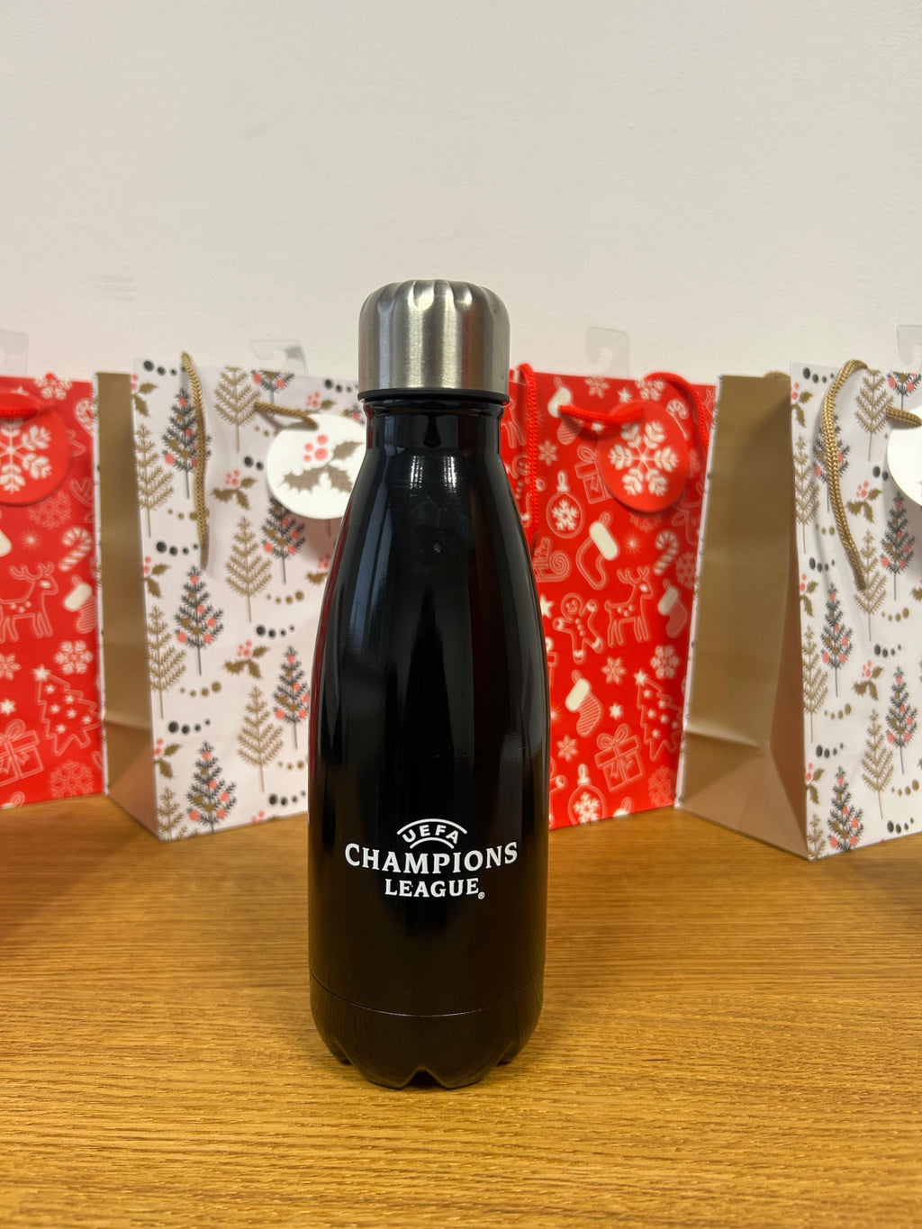 LE VERY PACK TRIP - Écouteurs 4 + 1 Enceinte + 1 Gourde + 1 Cadeau OFFRE SPÉCIALE BLACK FRIDAY